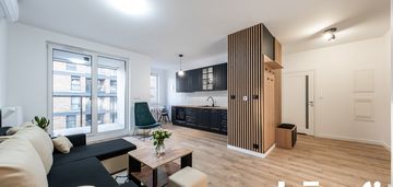 Jeżyce|balkon|umeblowane|miejsce postojowe