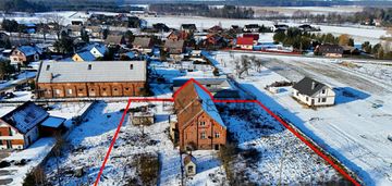 Dom / stary folwark w dolinie baryczy