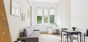 Prywatny apartament z antresolą w central campus