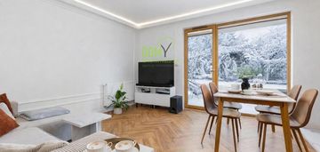 Mieszkanie z ogródkiem na zamkniętym osiedlu.