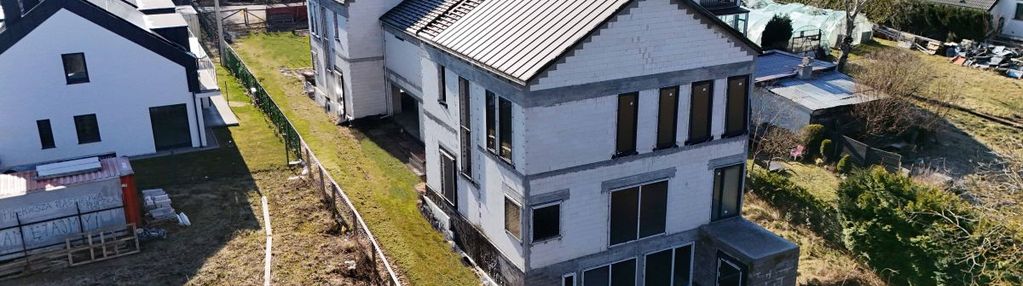 Dom w zabudowie bliźniaczej gdańsk osowa