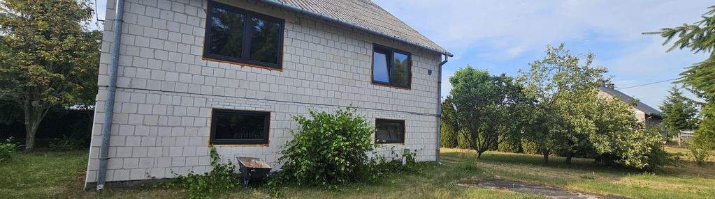 Dom z ogromnym potencjałem,9km od miasta, zielona kraina