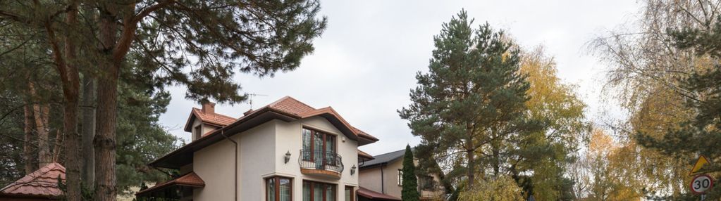 Elegancki dom w spokojnej okolicy