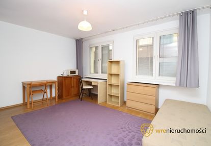 Kawalerka w centrum - krawiecka 26m2