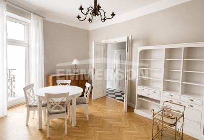 Stylowa kamienica | balkon | klimatyzacja | śródm.