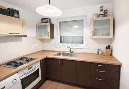 Dwupokojowe mieszkanie, błonie, balkon,1 piętro