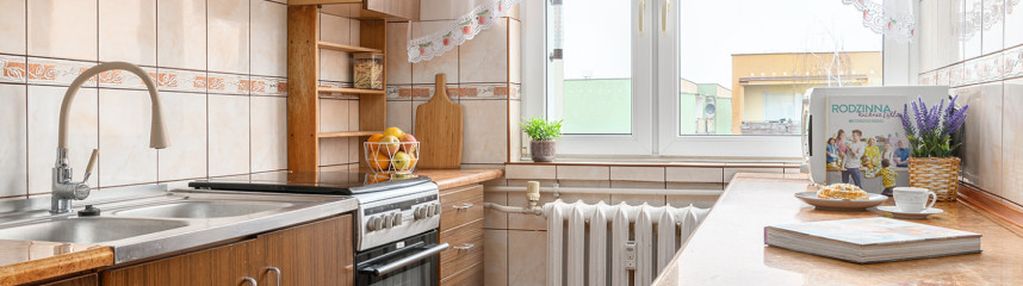 3 pok -balkon -osiedle młodych -las