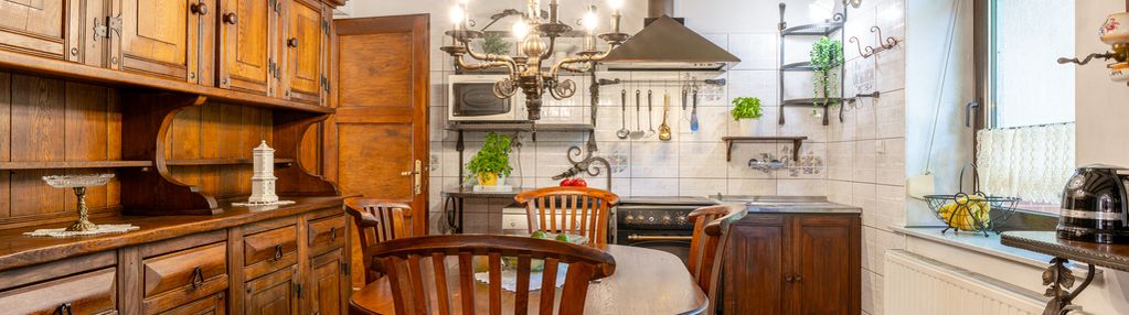 Przestronna, klimatyczna willa w sercu milanówka