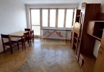 2 nieprzechodnie pokoje blisko stacji kolejowej