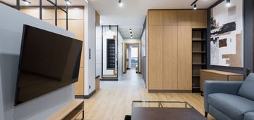 3 pokojowy apartament na 7 piętrze - barska