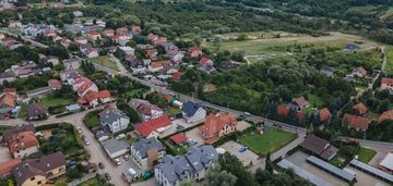 Dom z ogrodem, działka 8ar ul. cechowa 4-sypialnie