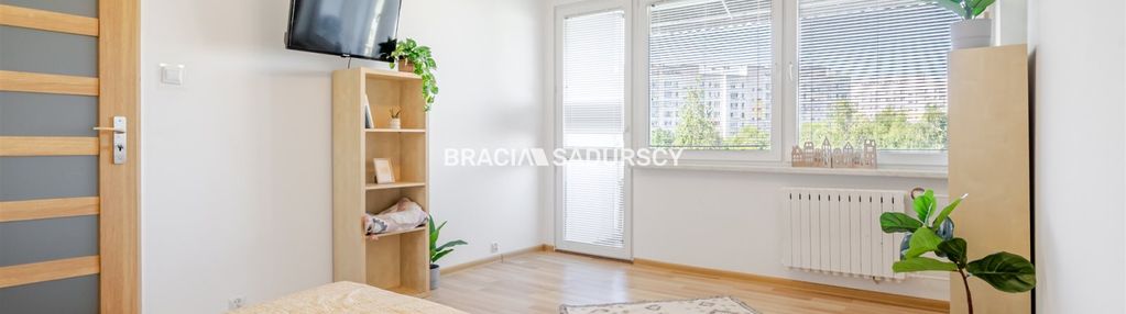 Po remoncie, do wejścia 1-pokojowe z balkonem