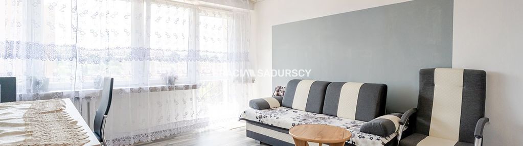 3 pok/ duży balkon/ winda/ ul. walerego sławka.
