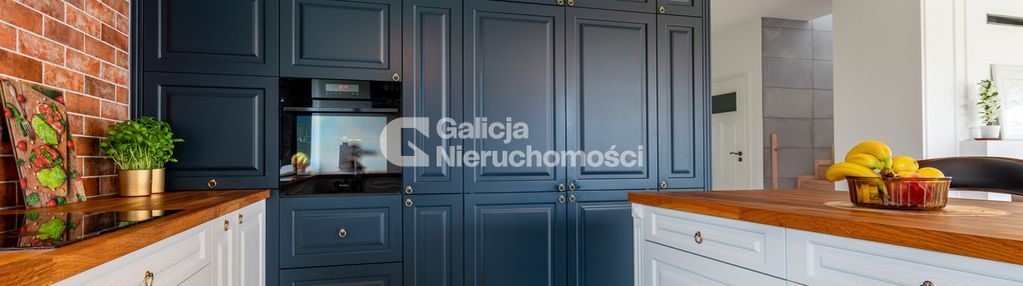 Komfortowy dom parterowy z użytkowym poddaszem