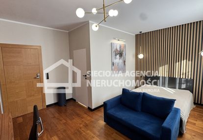 Studio z pryw. łazienką i wspólną kuchnią-orłowo