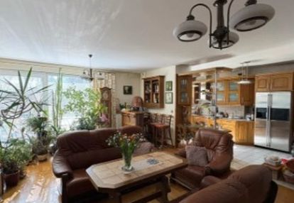 5-pokojowe mieszkanie na ochocie