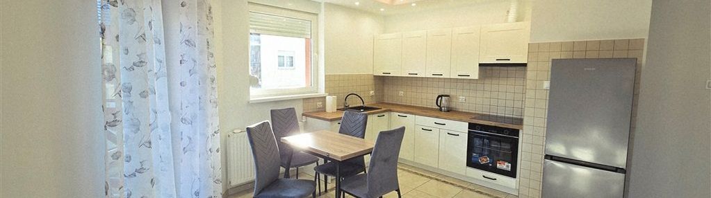 Słoneczne trzypokojowe mieszkanie