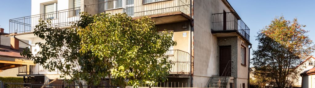 Dom dla rodziny, garaż, 4 pokoje (możliwość 5ciu)