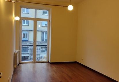 4-pokojowe mieszkanie na śródmieściu