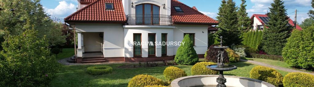 Gustowny dom rezydencyjny