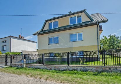 Dom dwurodzinny kamienica polska