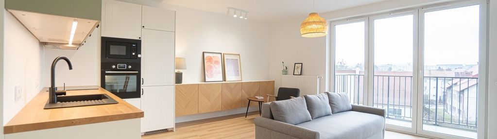 Kawalerka | wysoki standard|m. postojowe | balkon