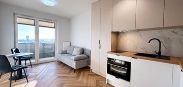 Nowa kawalerka z balkonem na gumieńcach!