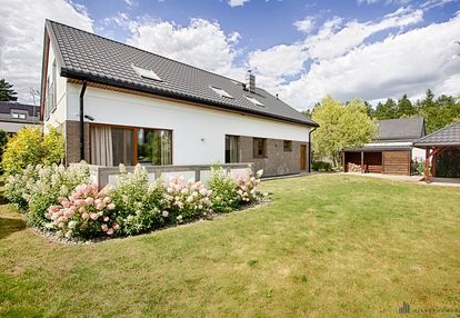 Wygodny dom wolnostojący w zaściankach