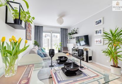 Mieszkanie z ogródkiem tęczowy las