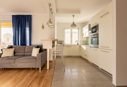 3 pokoje z komórką i garażem w otulinie lasu