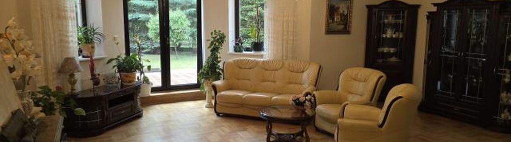 Dom w centrum kobyłki