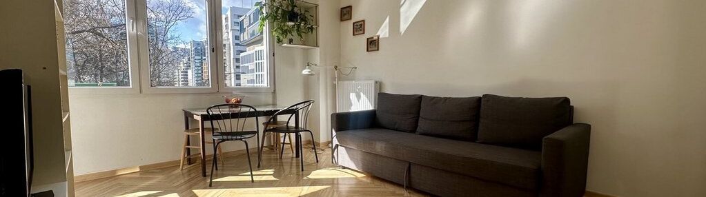 *apartament przy ul. królewskiej  w centrum*