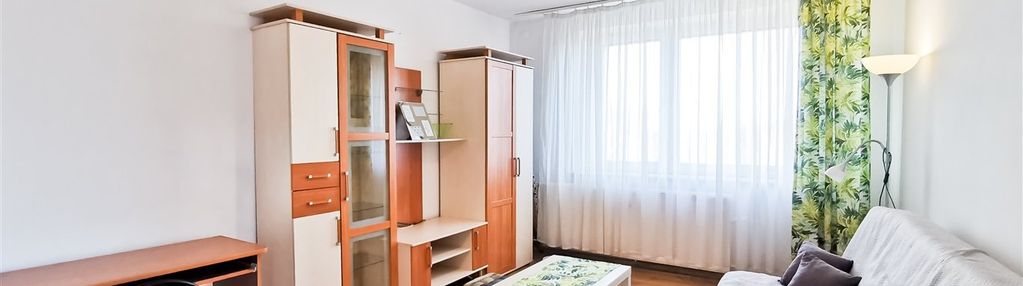 2 pokoje, 4 piętro, wyposażone i do zamieszkania
