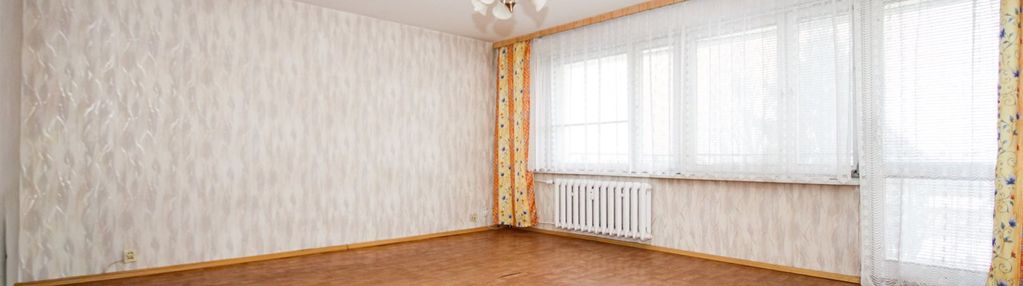 2 pokoje + osobno kuchnia, duzy balkon, 2 pietro