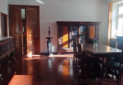 4-pokojowe mieszkanie na śródmieściu