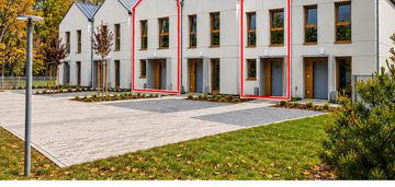 Ziołowa przystań – nowoczesny segment z ogródkiem