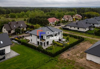 Nowoczesny dom w zabudowie bliźniaczej w cekanowie