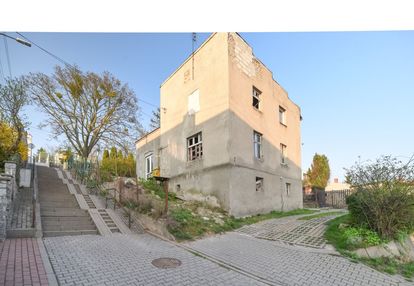 Dom wolnostojący w gdyni z widokiem na port