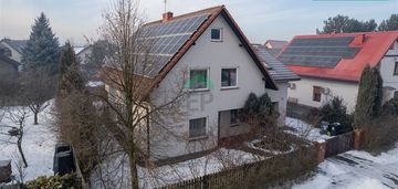 Dom w doskonałej lokalizacji na sprzedaż!