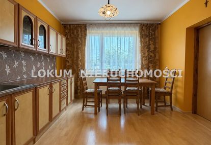 Dom ul. rolnicza z budynkiem gospodarczym
