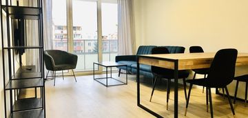 Apartamenty jagiellońskie, miejsce postojowe,