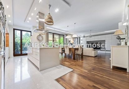 Przestronny apartament z ogródkiem-ostoja wilanów!