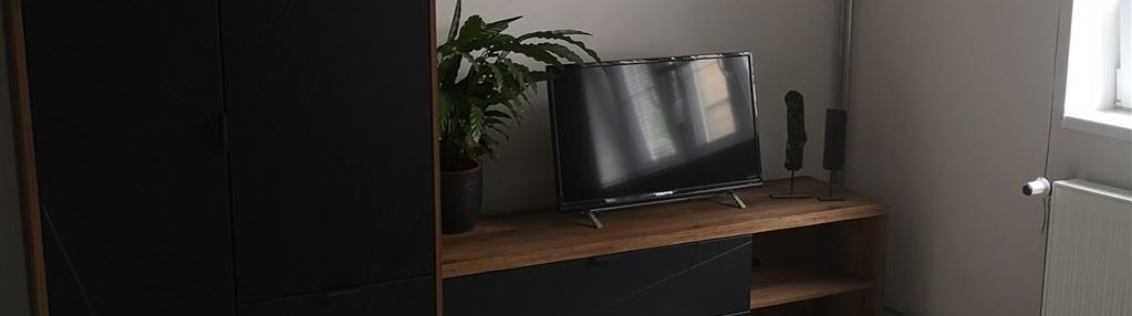 Kawalerka yellow dot