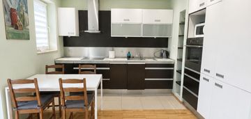 Dwa pokoje |nowsze budownictwo| balkon |