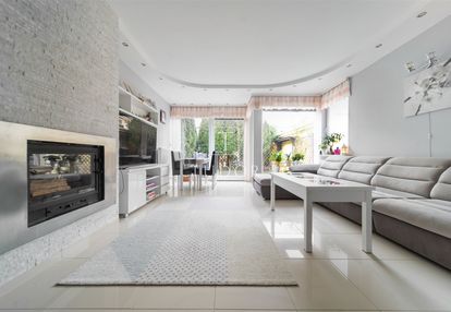 Mieszkanie w 4 rodzinnej willi