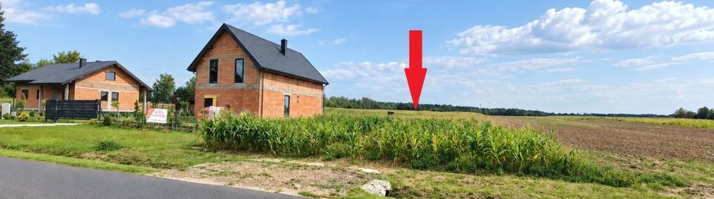 Przestronna działka budowlana - cisza, spokój