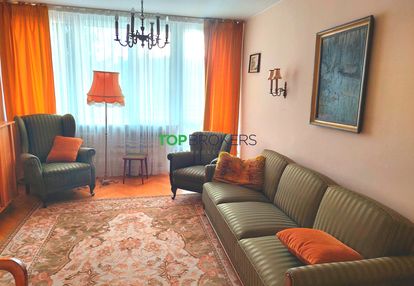 Trzy pokoje, odrębna kuchnia, blisko parku