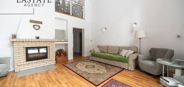 4 sypialnie, do wejścia, garaż, basen