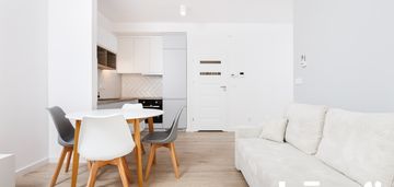 Nowe mieszkanie z ogródkiem i miejscem postojowym