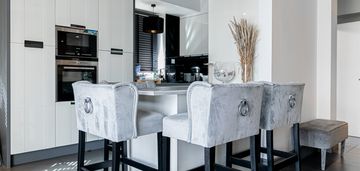 Nowoczesny dom|blisko warszawa|ogród|jacuzzi